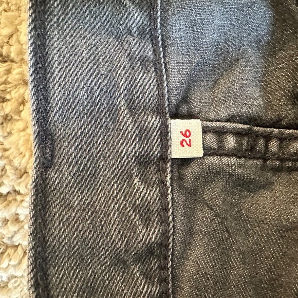 Levi's Women's High Rise Decon Skirt - size 26 - Picture 5 of 5